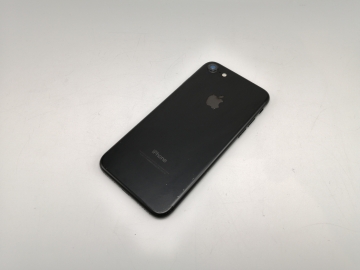 Apple au 【SIMロック解除済み】 iPhone 7 128GB ブラック MNCK2J/A
