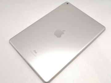 Apple iPad（第9世代） Wi-Fiモデル 64GB シルバー MK2L3J/A